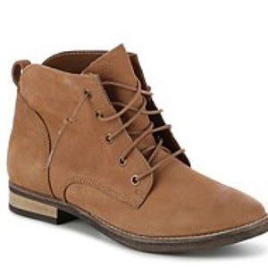 Diba Eli Lace Up Ankle Bootie Tan